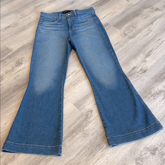Veronica Beard Carson High-Rise Ankle Flare Denim Jeans | Mystic Blue Wash | 27 - Picture 3 of 11